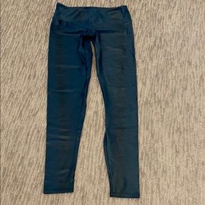 Onzie Small workout leggings